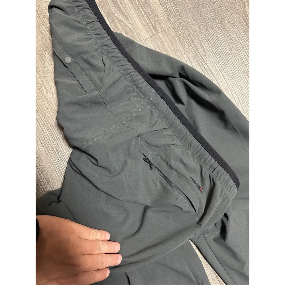 Mountain Hardwear Performance Hiking Activewear Pants Mens 40x32 Regular Gray